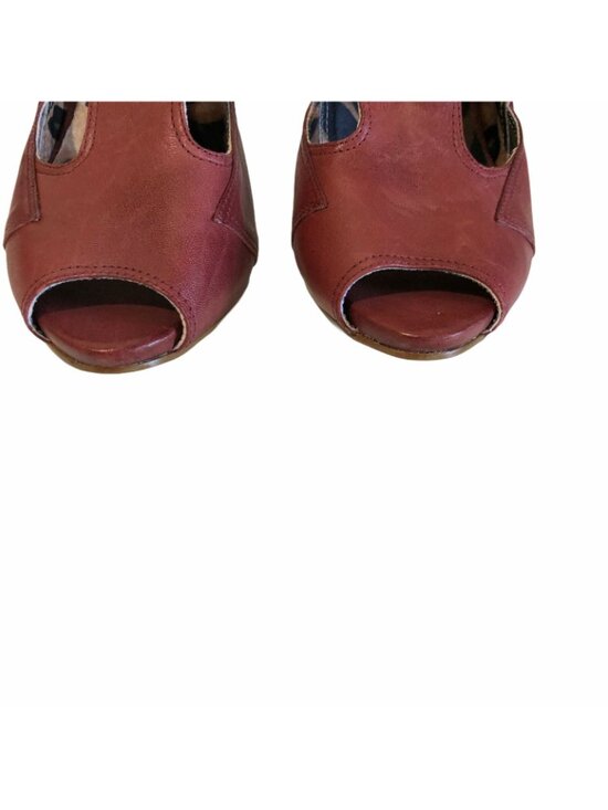 Bruno Menegatti Womens 6 Heels Leather Peep Toe Made in Brazil Buckle Pumps EUC - Picture 4 of 12